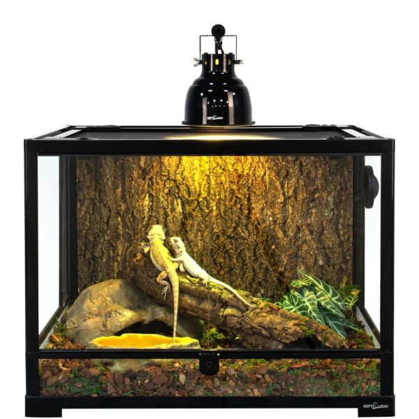 JBL ReptilDay Halogen
Галогенный точечный светильник полного спектра 15746.970 AquaDeco Shop